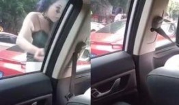 保时捷女司机最新爆料,揭露行业黑幕！”