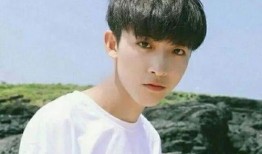 网红帅哥吃瓜图片大全,视觉盛宴下的美食诱惑