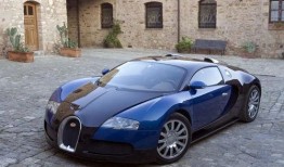 和平精英最新车布加迪皮肤爆料,布加迪豪华战车，速度与激情的完美结合