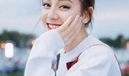 热巴爆料小伙视频,揭秘背后故事