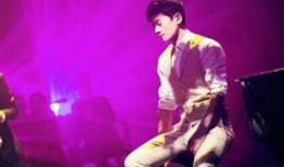 狗仔爆料歌手张杰视频播放,张杰神秘视频引发热议