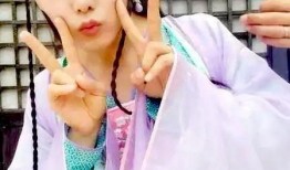 男扮女装网红吃瓜,揭秘网络红人的真实生活