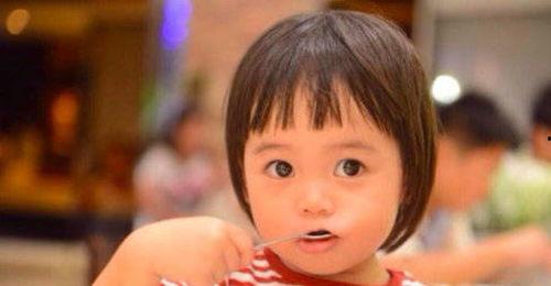 娱乐吃瓜酱女儿懂事,懂事背后的温馨故事